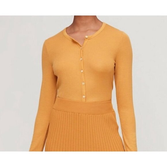 🌷SALE Wilfred Aritzia Oceane Ribbed Shirt Size XS Yellow Modal Soft - Picture 16 of 16